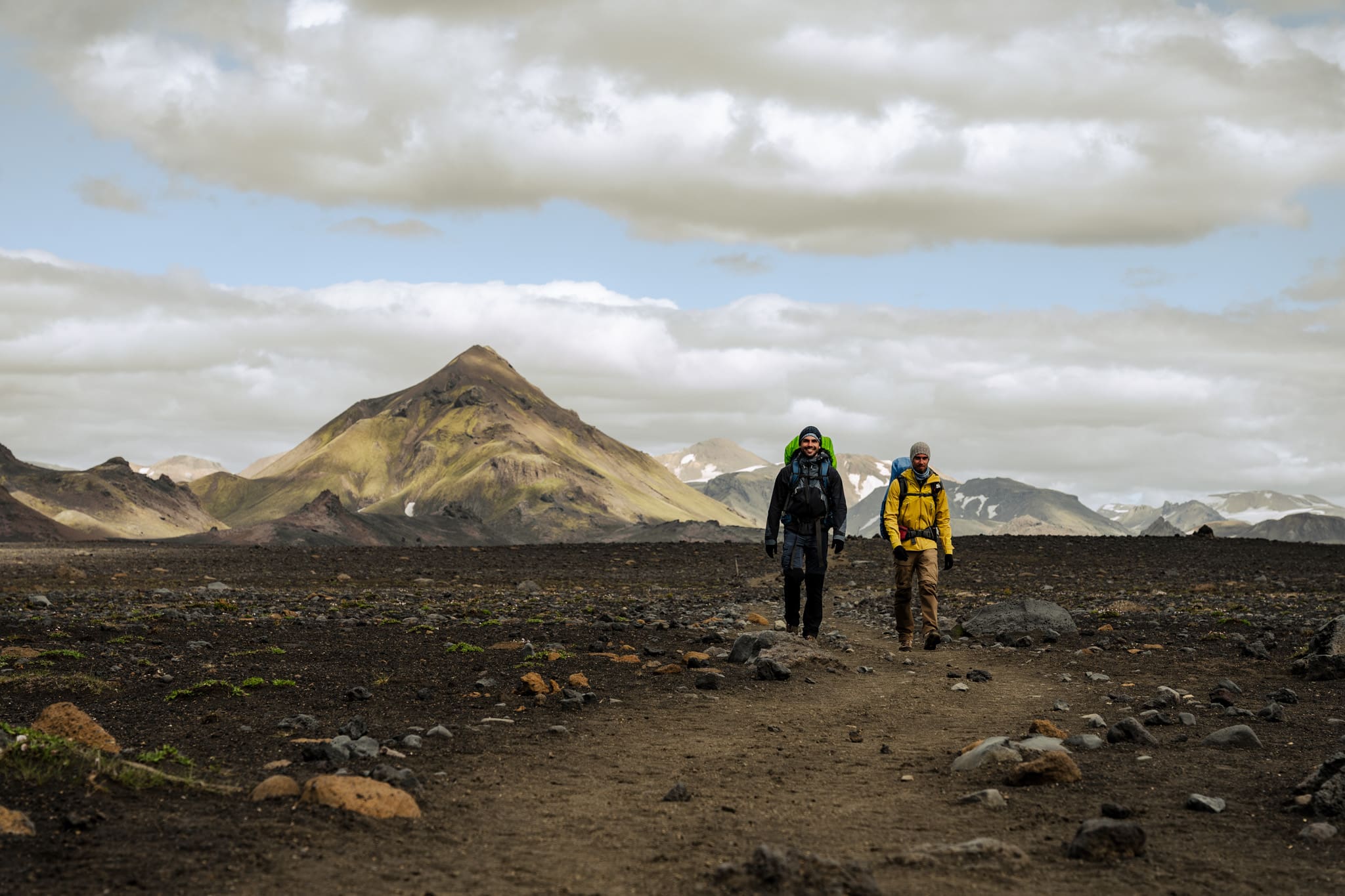 deux randonneurs lors d'un trek en Islande